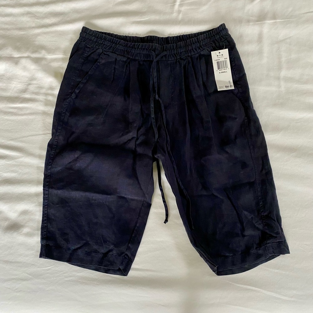 NEW 🛍️ Three Dots MADE IN USA navy blue shorts 100% Linen knee length